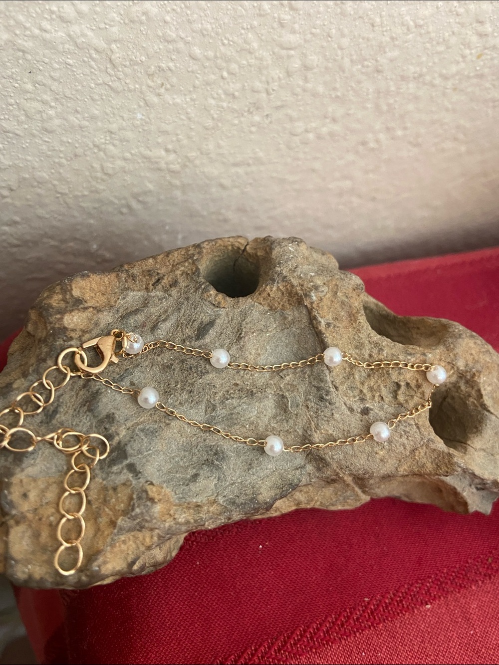 5/$10❤️❤️❤️New Faux Pearls Gold Tone Zinc Alloy Chain Bracelet